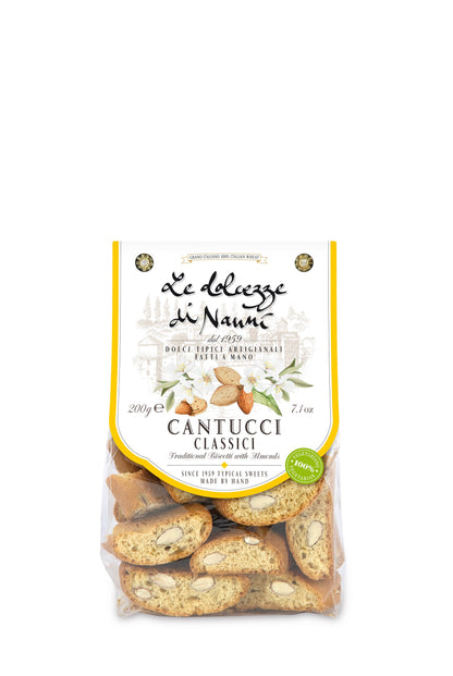 Klassische Cantuccini mit Mandeln, toskanische Tradition, handgemacht in Italien